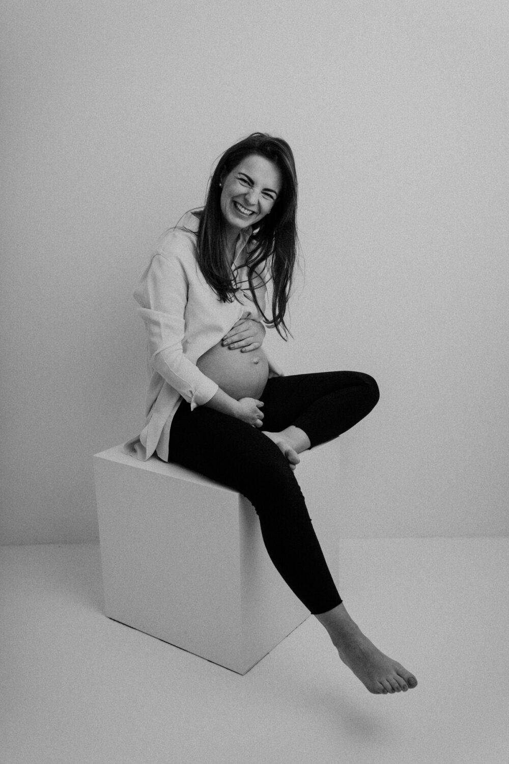 Babybauchfotos Kärnten, Fotostudio Babybauch, Schwangerschaftsfotos, Fotograf Villach, Fotograf Kärnten, Babyfotos